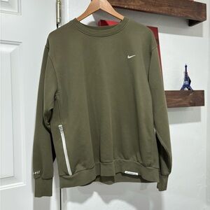 Nike Men's Olive Green Sweater